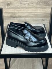 loafer k2